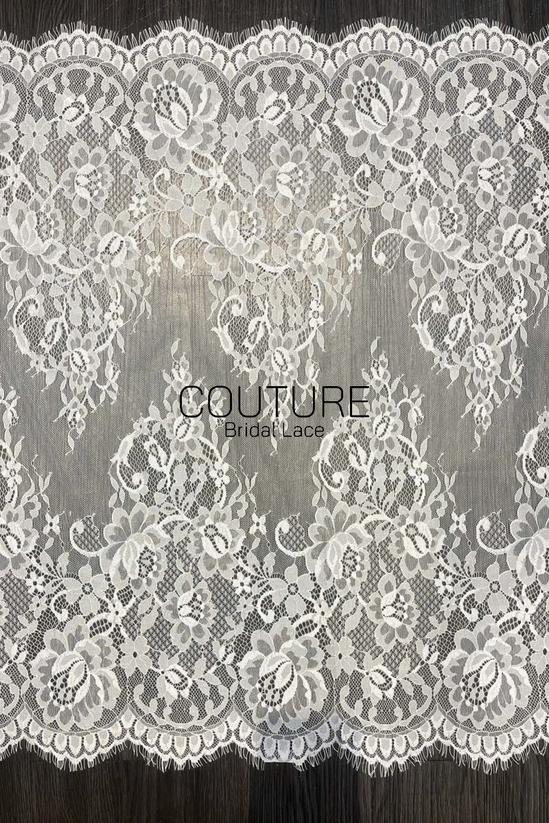 Lace Trim: Ivory Delicate Floral Bouquet Pattern with Scalloped Floral Edge and Mesh, 3 Meters