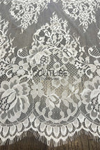 Lace Trim: Ivory Delicate Floral Bouquet Pattern with Scalloped Floral Edge and Mesh, 3 Meters