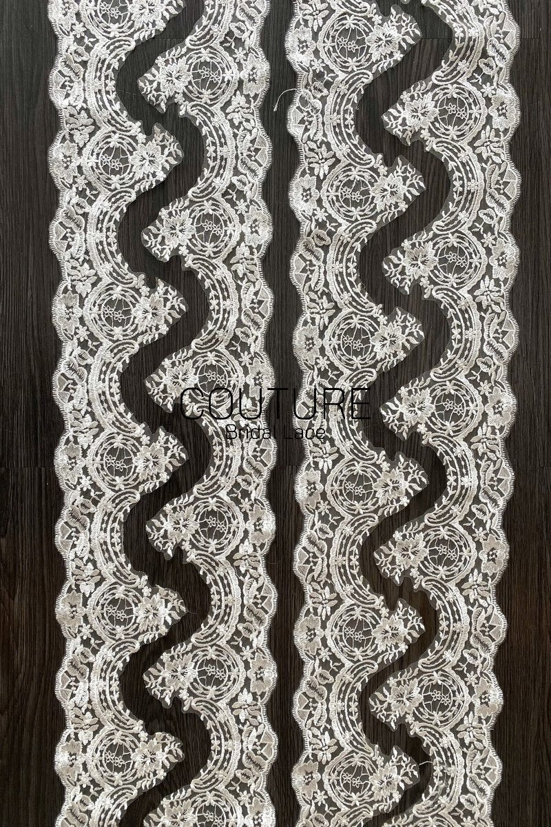Lace Trim: Ivory Delicate Floral Vine Scroll with Scalloped Botanical Edge Border, 1 Meter