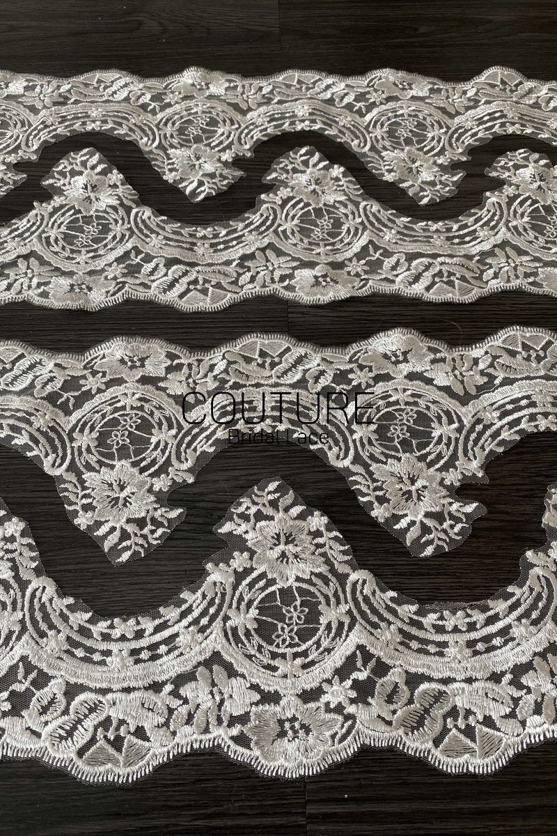 Lace Trim: Ivory Delicate Floral Vine Scroll with Scalloped Botanical Edge Border, 1 Meter