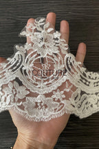 Lace Trim: Ivory Delicate Floral Vine Scroll with Scalloped Botanical Edge Border, 1 Meter