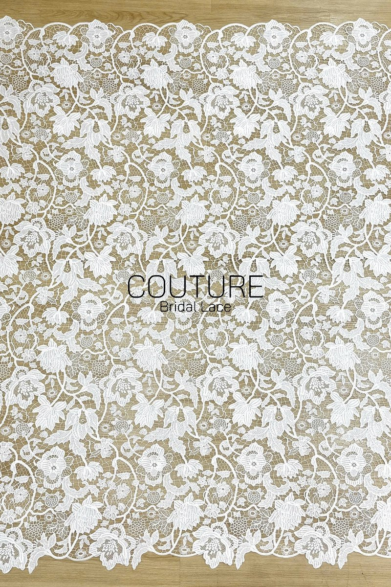 Floral Lace: Ornate Floral Vine with Scalloped Border, 3 Meters