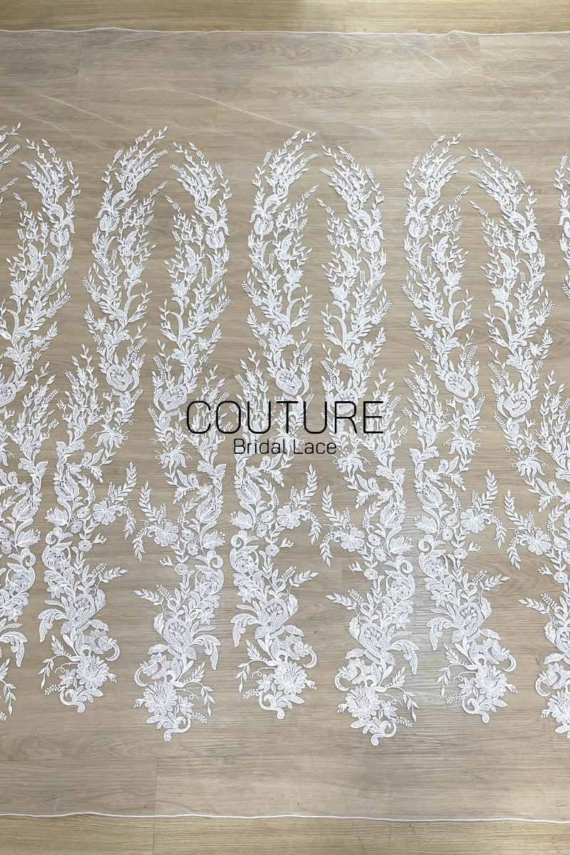 Beadings Lace: Ivory Ornate Floral Scrollwork with Scalloped Floral Medallion Edge, 3 Meters