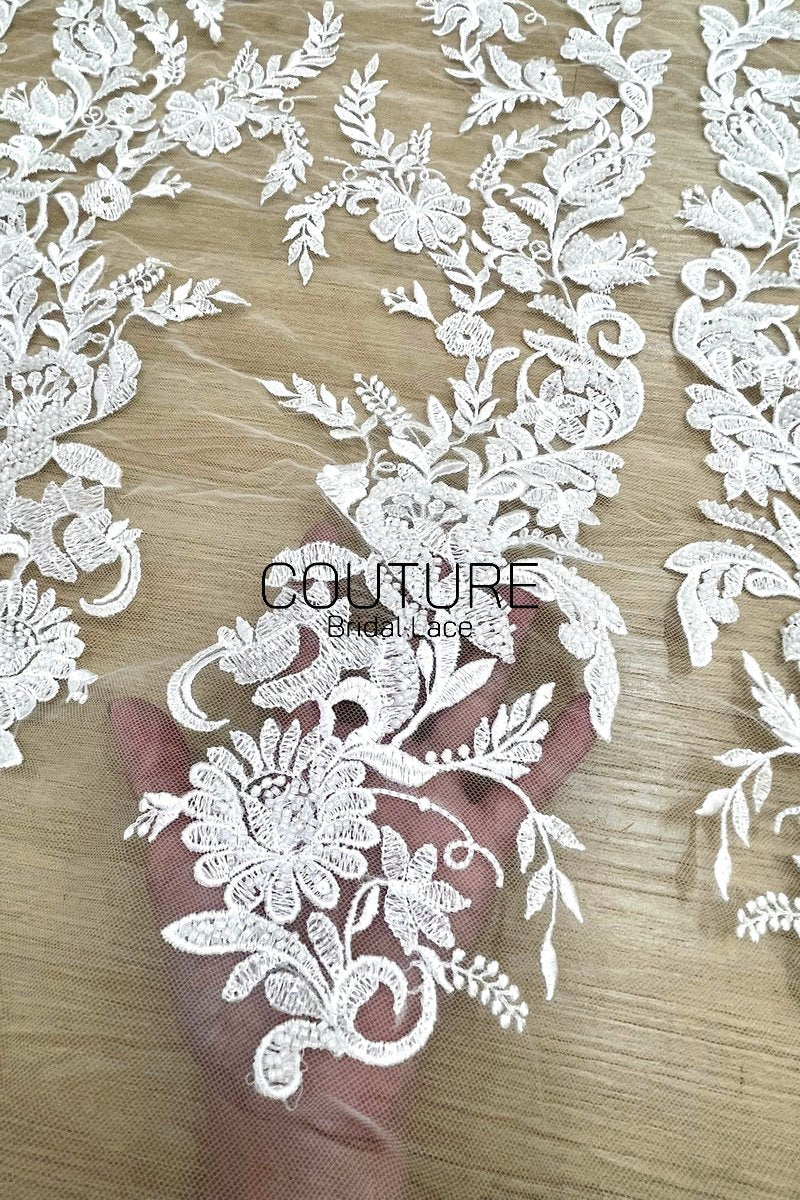 Beadings Lace: Ivory Ornate Floral Scrollwork with Scalloped Floral Medallion Edge, 3 Meters