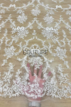 Beadings Lace: White Ornate Floral Medallion with Delicate Scalloped Floral Border Edge, 3 Meters
