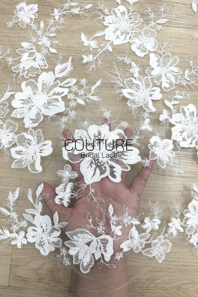 Beadings Lace: White Floral Embroidered Pattern with Scalloped Floral Edge Border, 3 Meters
