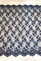 Color Lace: Floral Vine Scatter with Scalloped Eyelash Lace Border Edge, 3 Meters