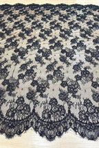 Color Lace: Floral Vine Scatter with Scalloped Eyelash Lace Border Edge, 3 Meters