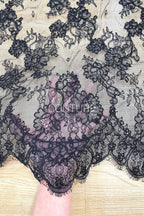 Color Lace: Floral Vine Scatter with Scalloped Eyelash Lace Border Edge, 3 Meters
