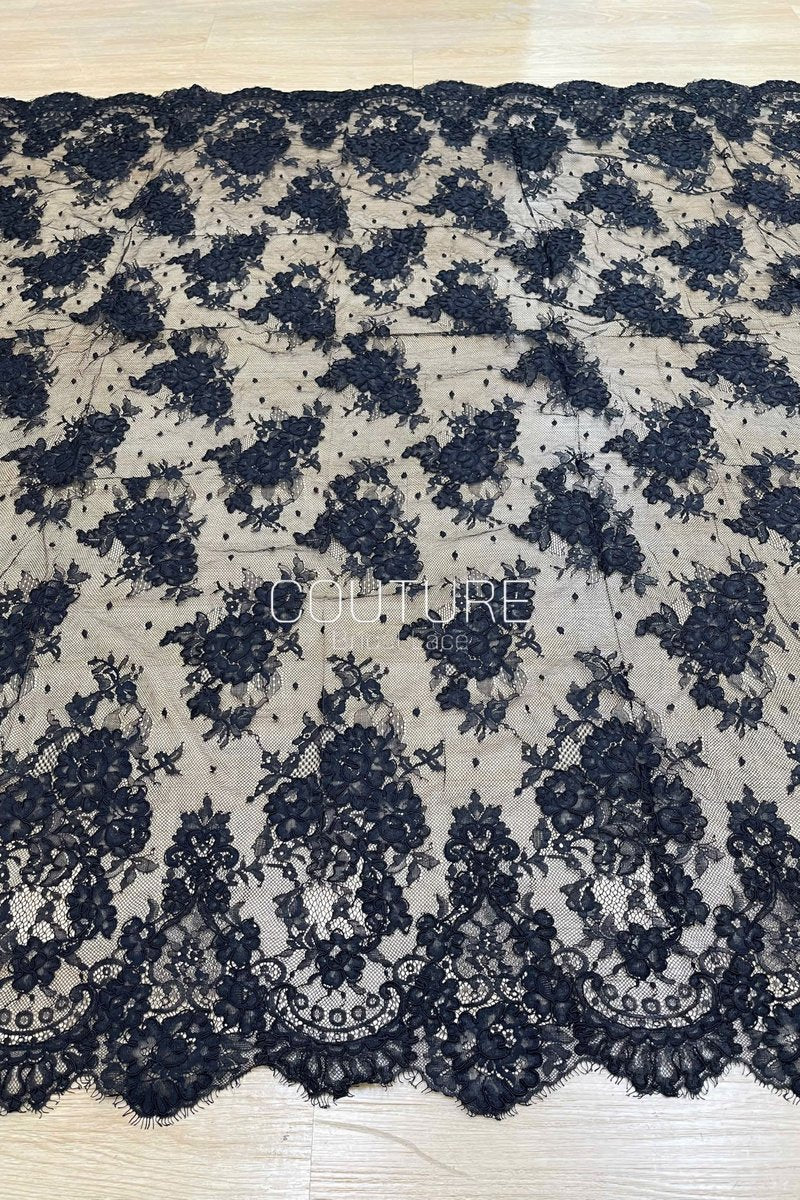 Color Lace: Floral Vine Clusters with Intricate Scalloped Floral Lace Edge, 3 Meters
