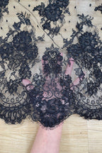 Color Lace: Floral Vine Clusters with Intricate Scalloped Floral Lace Edge, 3 Meters