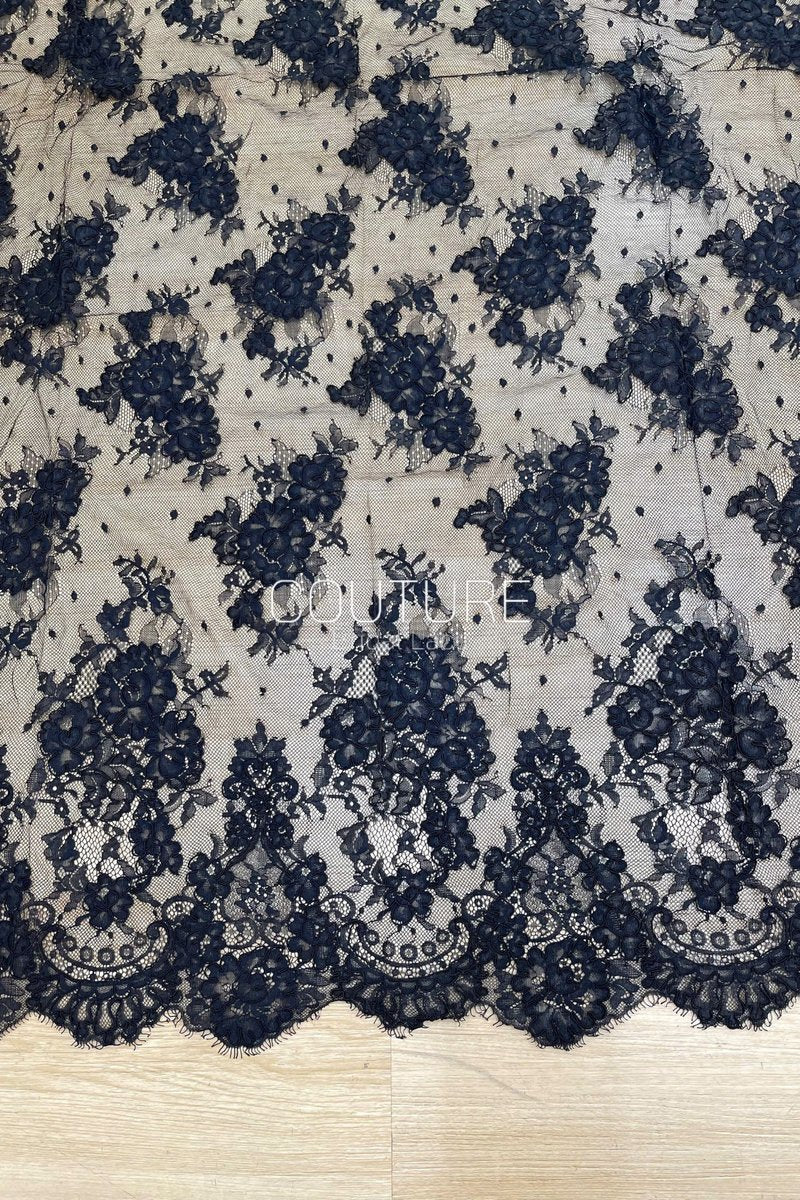 Color Lace: Floral Vine Clusters with Intricate Scalloped Floral Lace Edge, 3 Meters