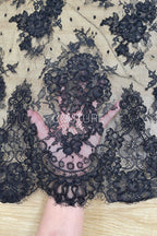Color Lace: Floral Vine Clusters with Intricate Scalloped Floral Lace Edge, 3 Meters