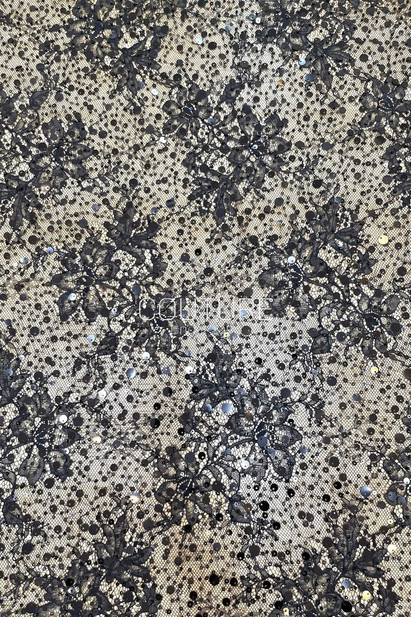 Color Lace: Floral Spray Pattern with Scalloped Eyelash Fringe Borders, 3 Meters