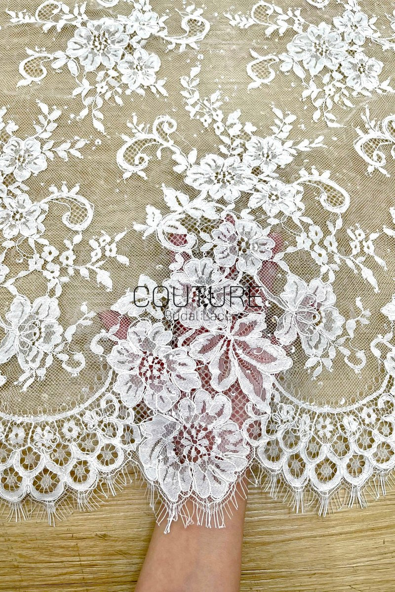 Sequins Chantilly Lace: Ivory Elaborate Floral And Swirling Vine Pattern With Scalloped Border With Delicate Eyelash Fringes, 3 Meters