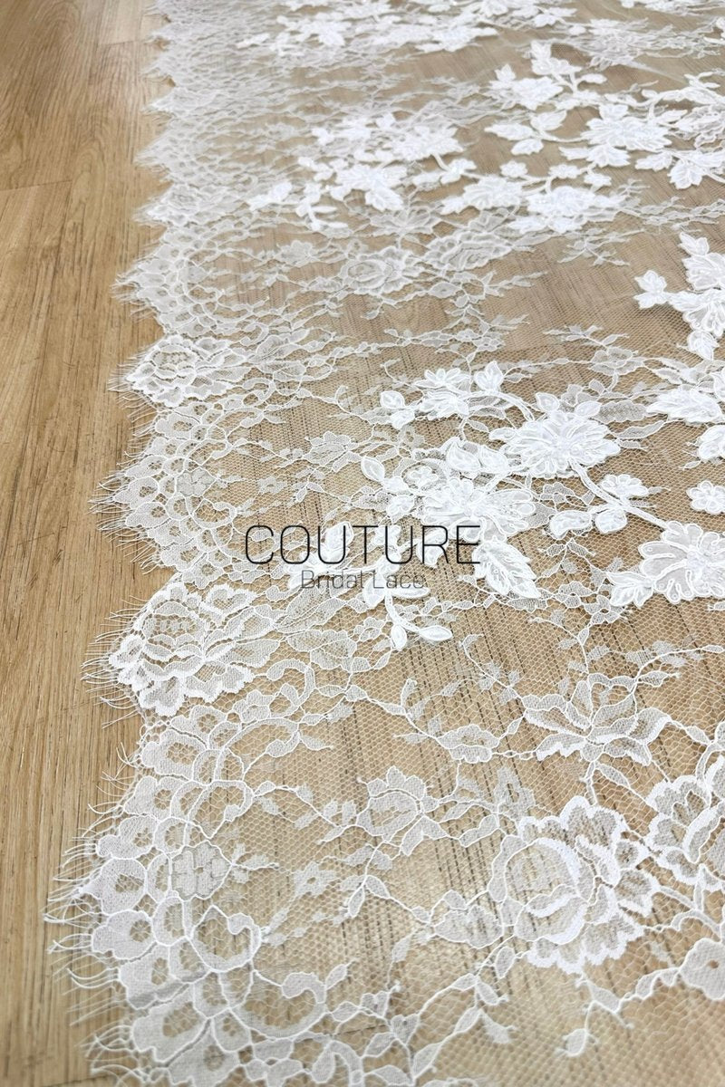 Beaded Chantilly Lace: Light Ivory Delicate Floral Vine with Scalloped Floral Edge Border, 3 Meters