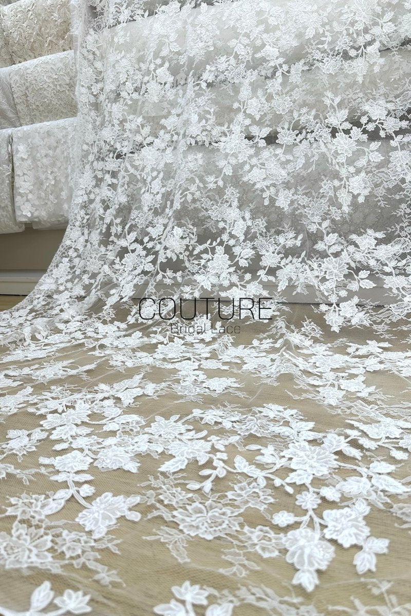Beaded Chantilly Lace: Light Ivory Delicate Floral Vine with Scalloped Floral Edge Border, 3 Meters