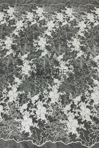Floral Lace: Ivory Scattered Floral Bouquet Clusters with Ornate Scalloped Floral Edge Border, 1 Meter