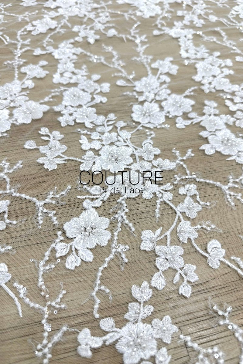 Floral Lace: Dense Allover Floral with Scalloped Border, 3 Meters