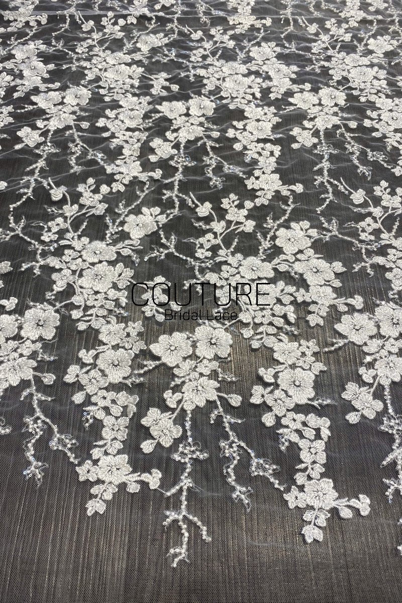 Floral Lace: Ivory Cascading Floral Vine Blossoms with Scalloped Eyelash Fringe Hemline Edge, 1 Meter