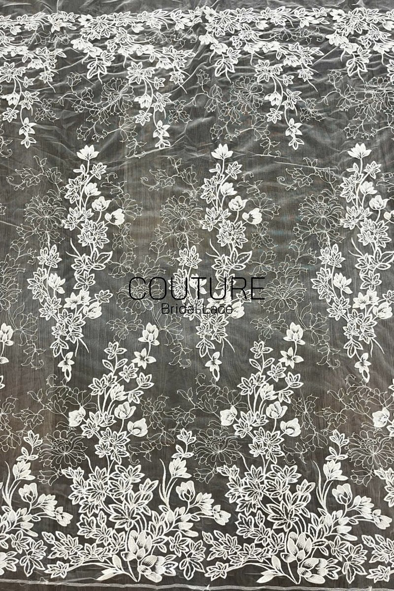 Floral Lace: Dense Floral Clusters with Scalloped Border, 3 Meters