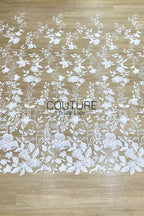 Floral Lace: Delicate Floral Sprigs with Scalloped Border, 3 Meters