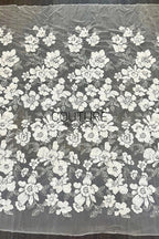 Floral Lace: Scattered Floral Clusters with Scalloped Border, 3 Meters