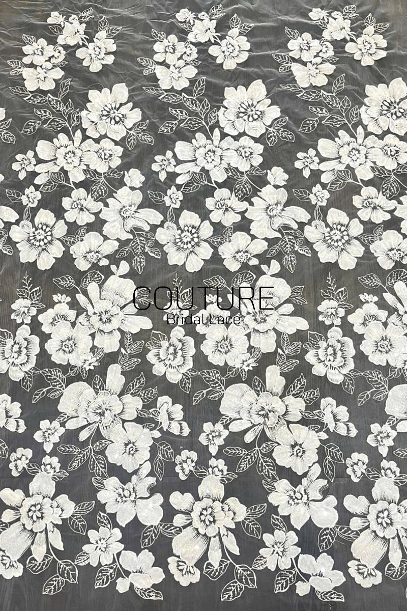Floral Lace: Scattered Floral Clusters with Scalloped Border, 3 Meters