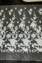 Floral Lace: Ivory Large Botanical Floral Arrangement with Scalloped Floral Edge Border, 1 Meter