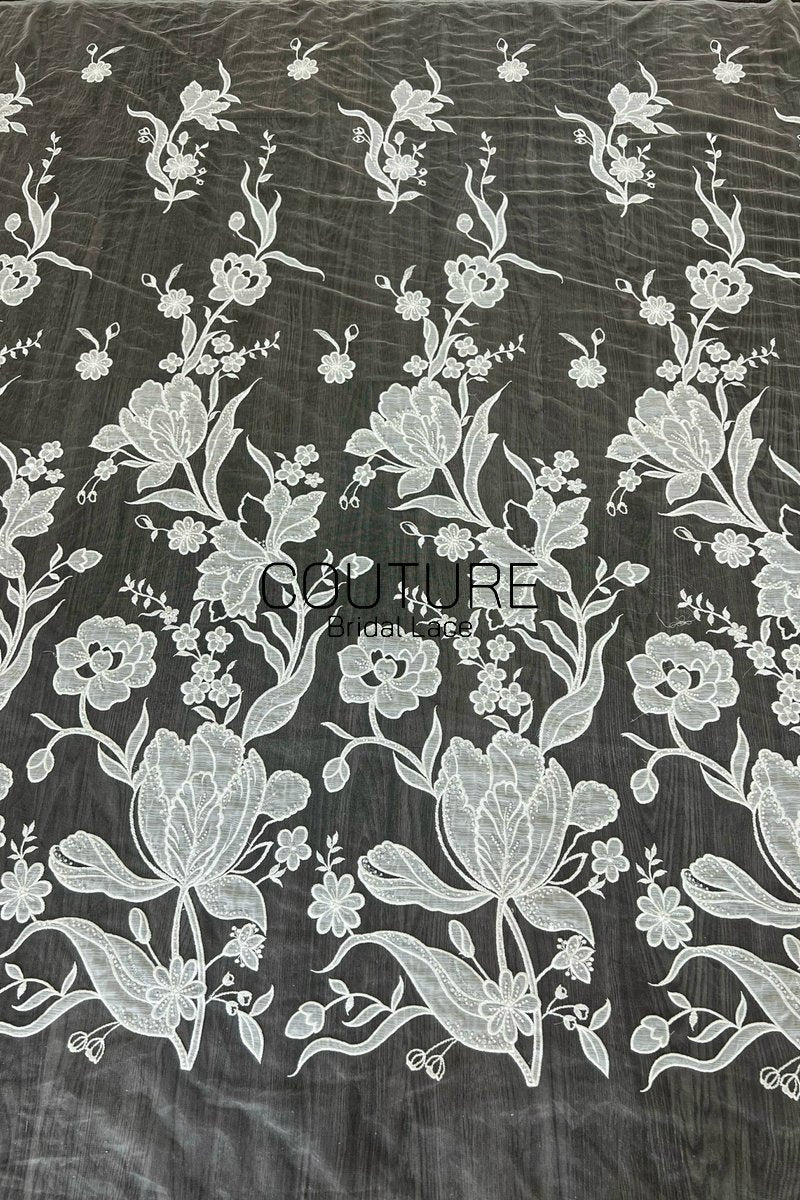 Floral Lace: Ivory Large Botanical Floral Arrangement with Scalloped Floral Edge Border, 1 Meter