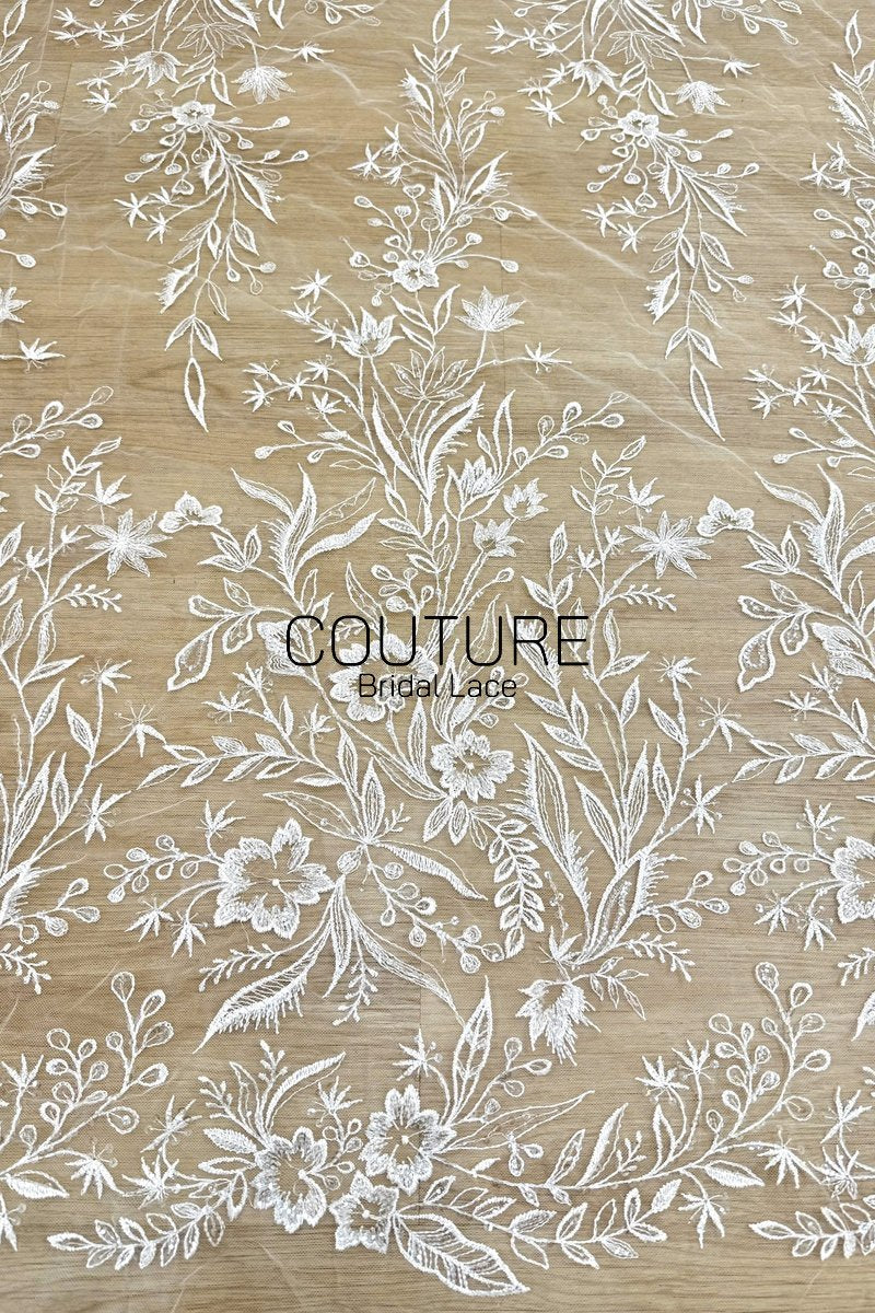 Floral Lace: Scattered Floral Clusters with Scalloped Border, 3 Meters