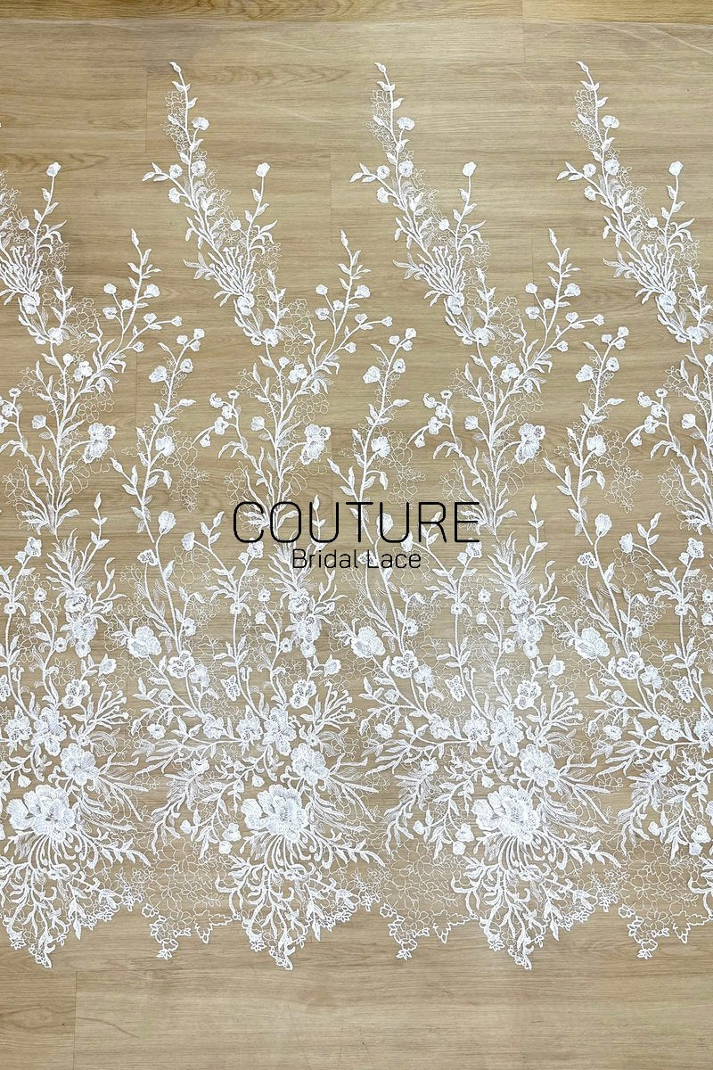 Floral Lace: Scattered Floral Clusters with Scalloped Border, 3 Meters