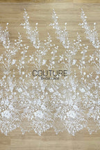 Floral Lace: Scattered Floral Clusters with Scalloped Border, 3 Meters