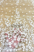 Floral Lace: Scattered Floral Clusters with Scalloped Border, 3 Meters