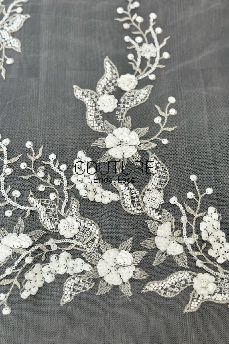 Floral Lace: Scattered Floral Clusters with Scalloped Border, 3 Meters