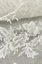 Floral Lace: Dense Floral Vine with Scalloped Border, 3 Meters