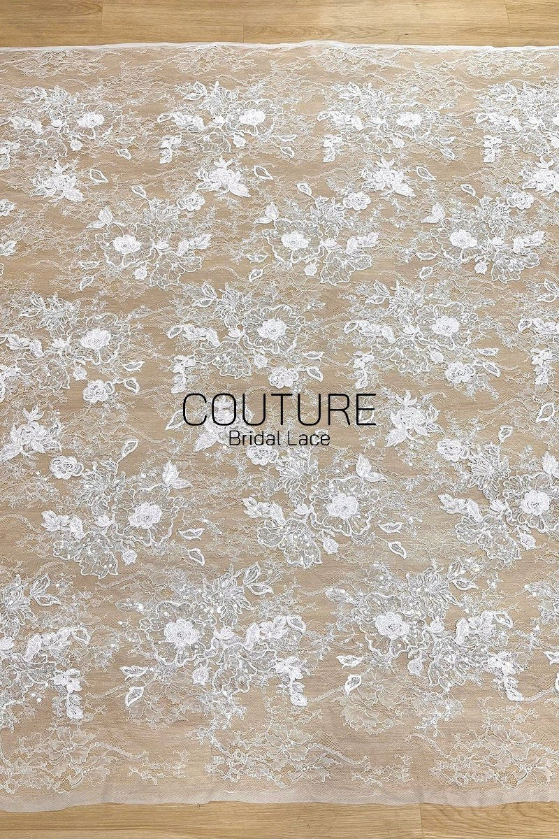 Floral Lace: Ornate Floral Vine with Scalloped Border, 3 Meters