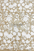 Floral Lace: Scattered Floral Sprays with Scalloped Border, 3 Meters