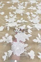 Floral Lace: Delicate Floral Vine with Scalloped Border, 3 Meters