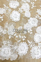 Floral Lace: Scattered Floral Sprays with Scalloped Border, 3 Meters