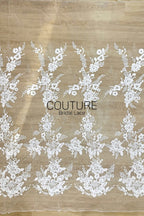 Floral Lace: Delicate Floral Clusters with Scalloped Border, 3 Meters
