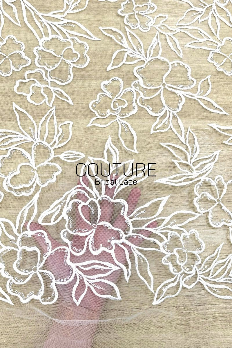 Floral Lace: Ornate Floral Vine with Scalloped Border, 3 Meters