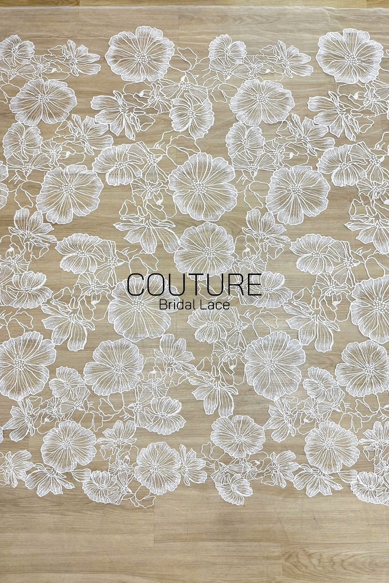 Floral Lace: Delicate Floral Vine with Scalloped Border, 3 Meters