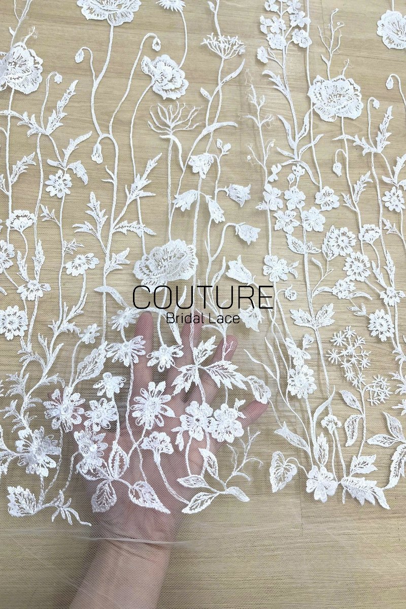 Floral Lace: Ornate Floral Clusters with Scalloped Border, 3 Meters