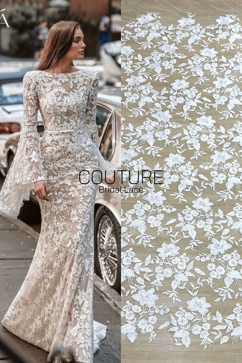 Floral Lace: Scattered Floral Clusters with Scalloped Border, 3 Meters