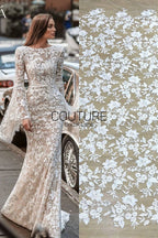 Floral Lace: Scattered Floral Clusters with Scalloped Border, 3 Meters