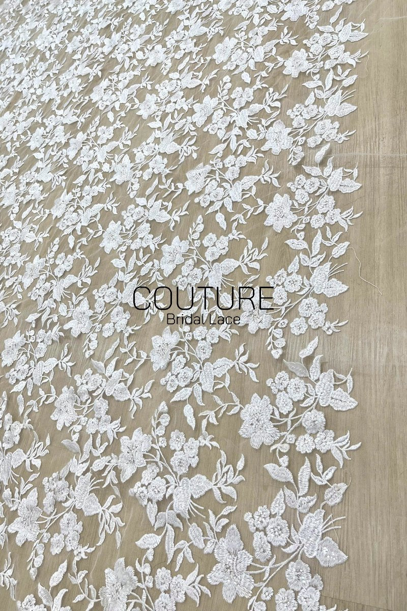 Floral Lace: Scattered Floral Clusters with Scalloped Border, 3 Meters