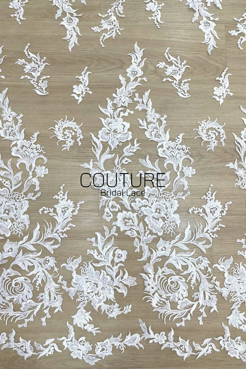 Floral Lace: Ornate Floral Clusters with Scalloped Border, 3 Meters