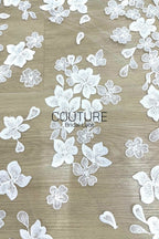 Floral Lace: Scattered Floral Vine with Scalloped Border, 3 Meters