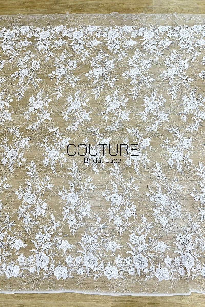 Floral Lace: Dense Allover Floral with Scalloped Border, 3 Meters